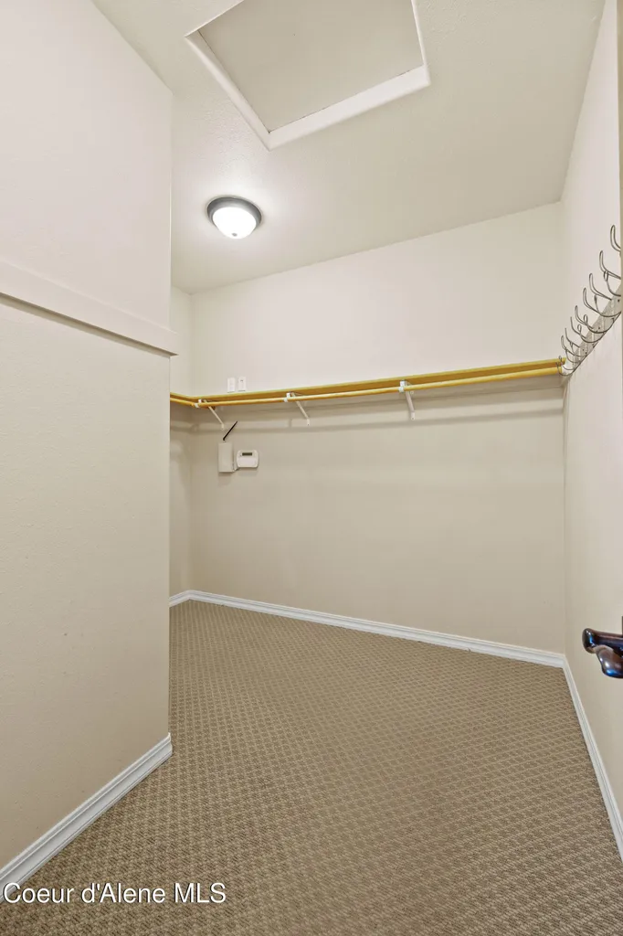 7308 E Greyridge Road Athol ID 83801