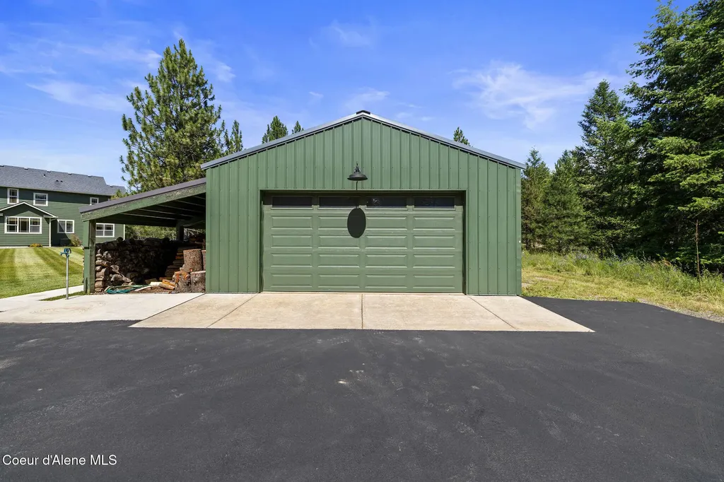 7308 E Greyridge Road Athol ID 83801