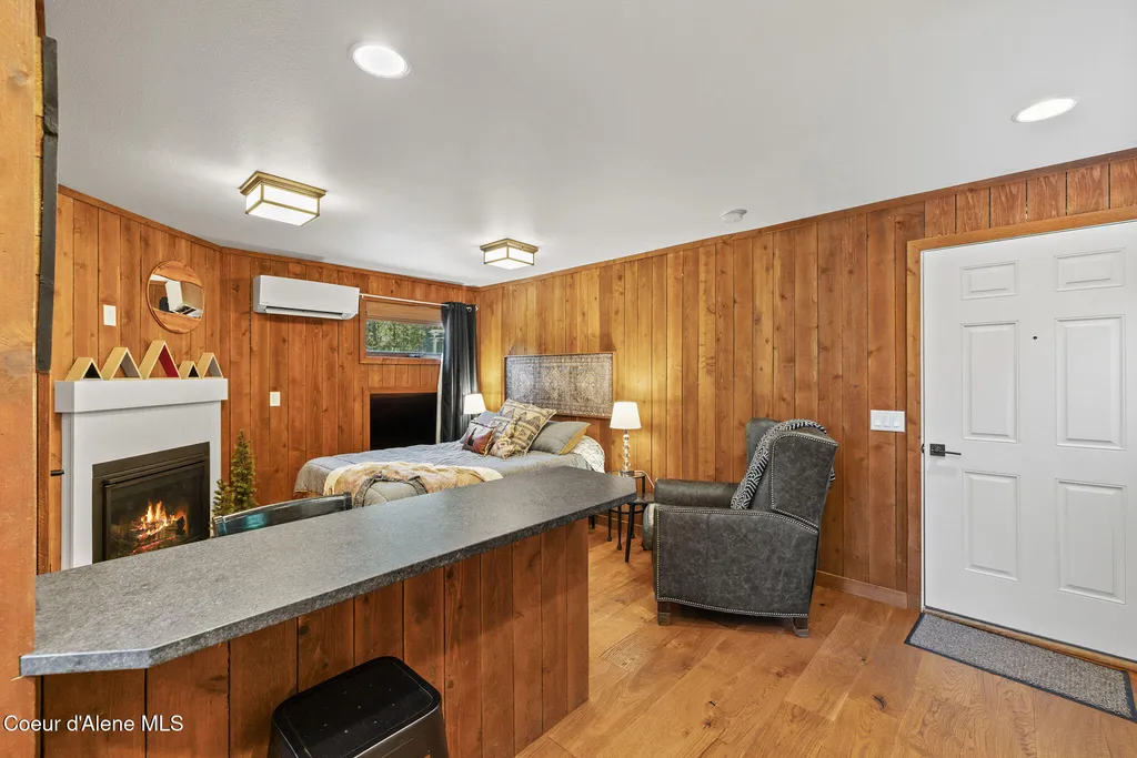 7308 E Greyridge Road Athol ID 83801