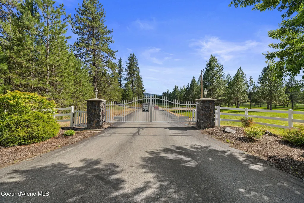 7308 E Greyridge Road Athol ID 83801