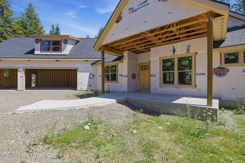 10239 E Bunco Road Athol ID 83801