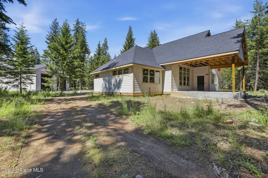 10239 E Bunco Road Athol ID 83801