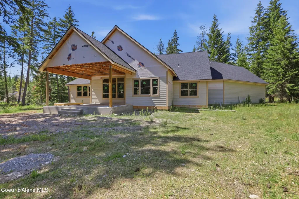 10239 E Bunco Road Athol ID 83801