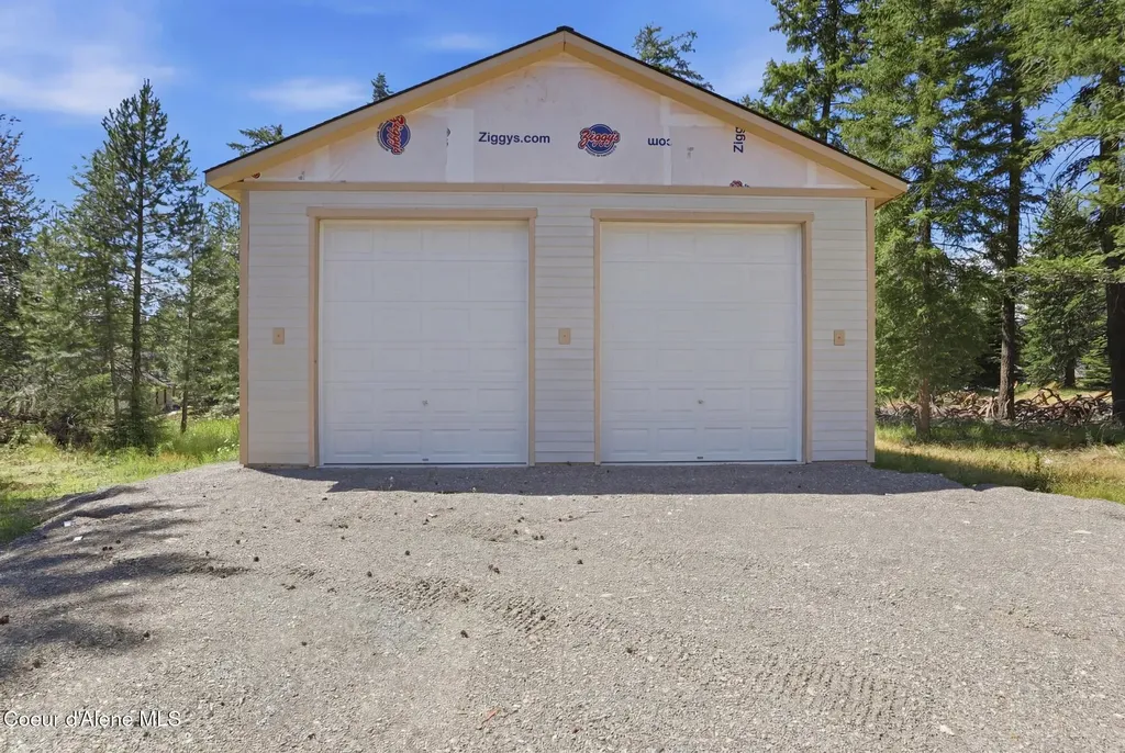 10239 E Bunco Road Athol ID 83801