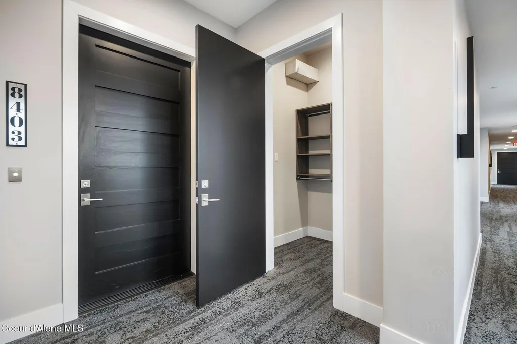802 Sandpoint Avenue #8403 Sandpoint ID 83864