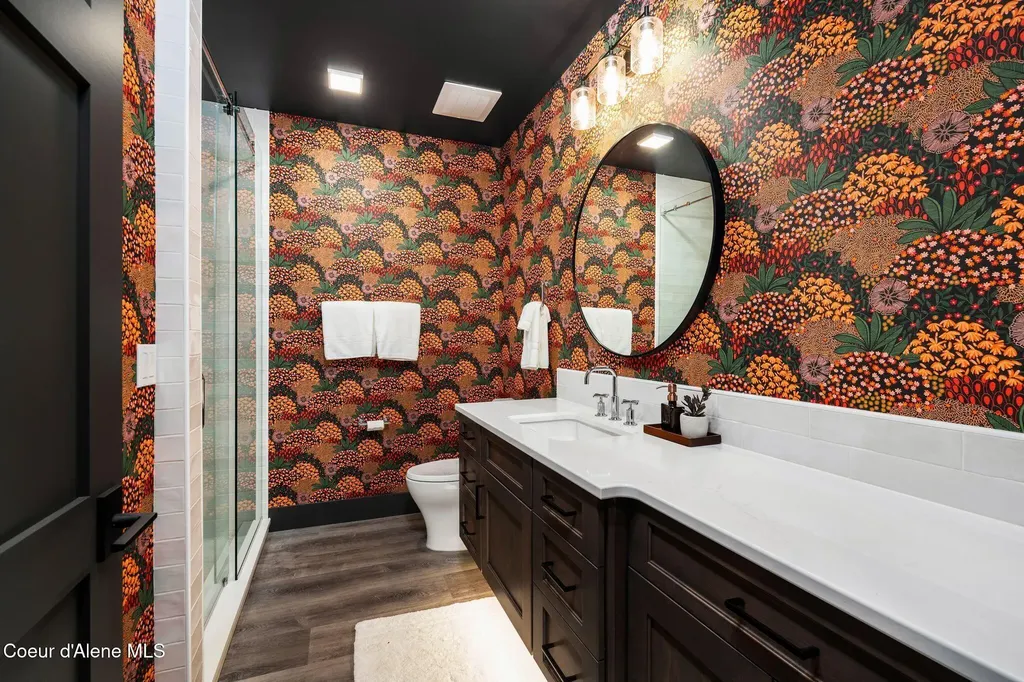 802 Sandpoint Avenue #8403 Sandpoint ID 83864