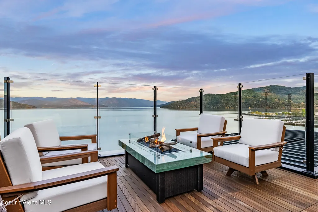 802 Sandpoint Avenue #8403 Sandpoint ID 83864