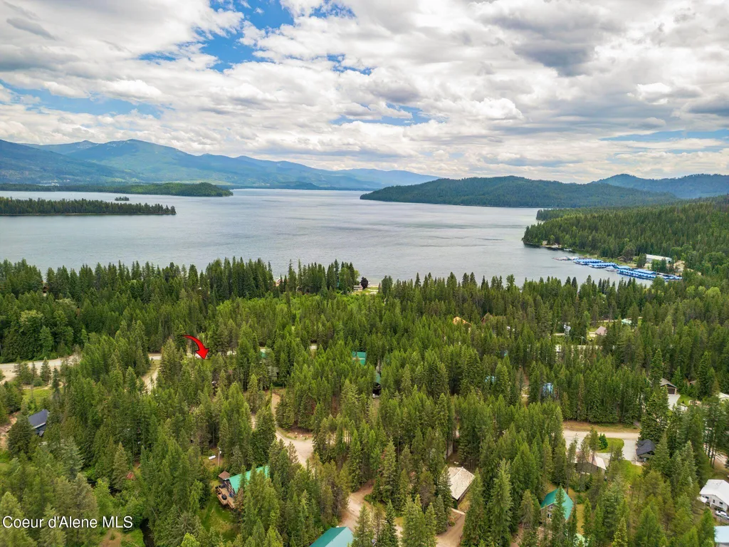 527 Creekside Drive Priest Lake ID 83856
