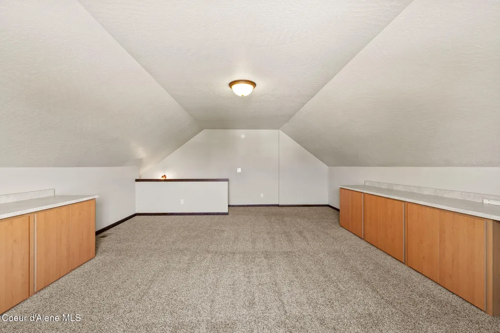 2912 E Thrush Drive Post Falls ID 83854