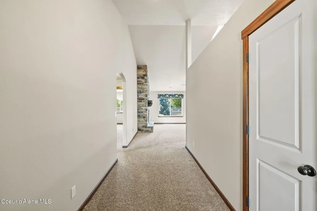 2912 E Thrush Drive Post Falls ID 83854