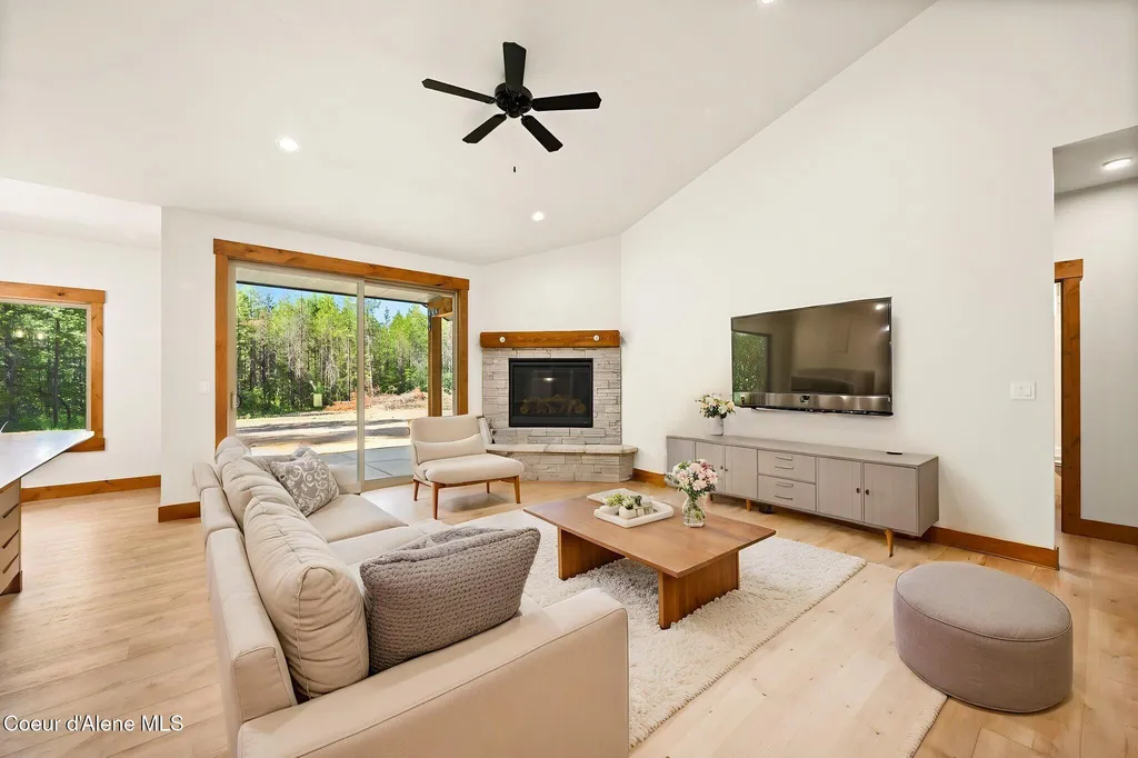 98 Carbonate Lane Oldtown ID 83822