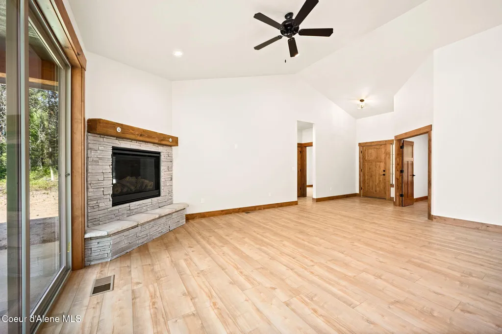 98 Carbonate Lane Oldtown ID 83822