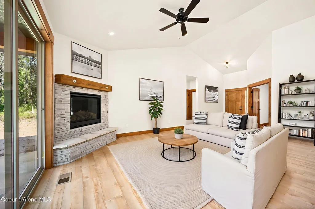 98 Carbonate Lane Oldtown ID 83822
