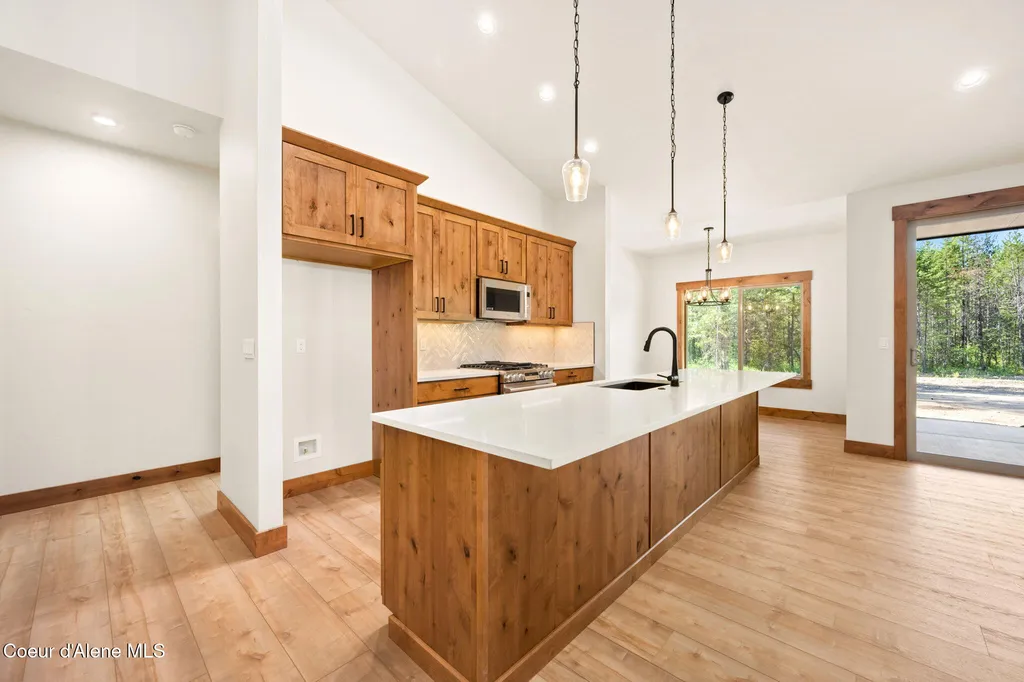 98 Carbonate Lane Oldtown ID 83822