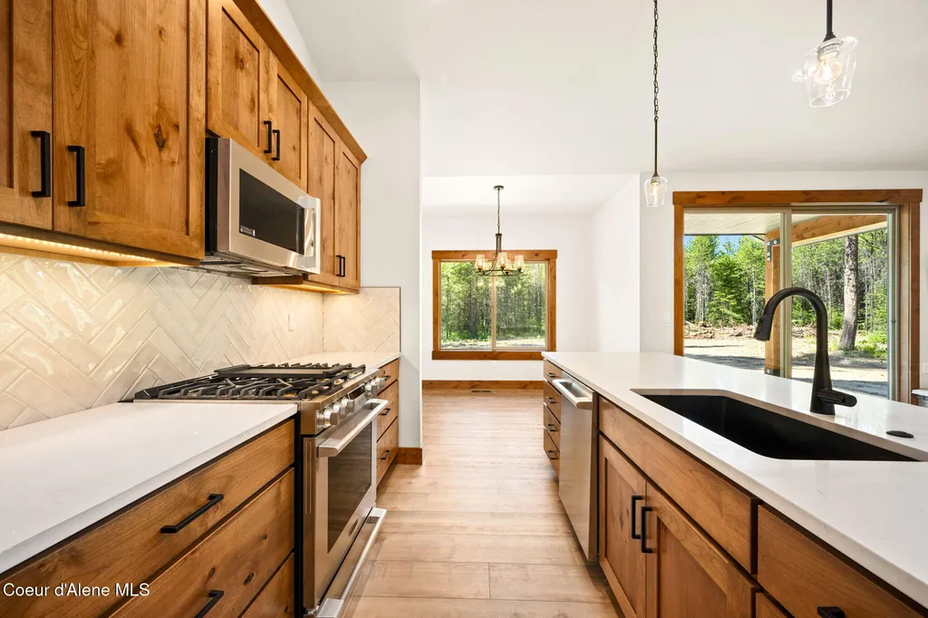 98 Carbonate Lane Oldtown ID 83822