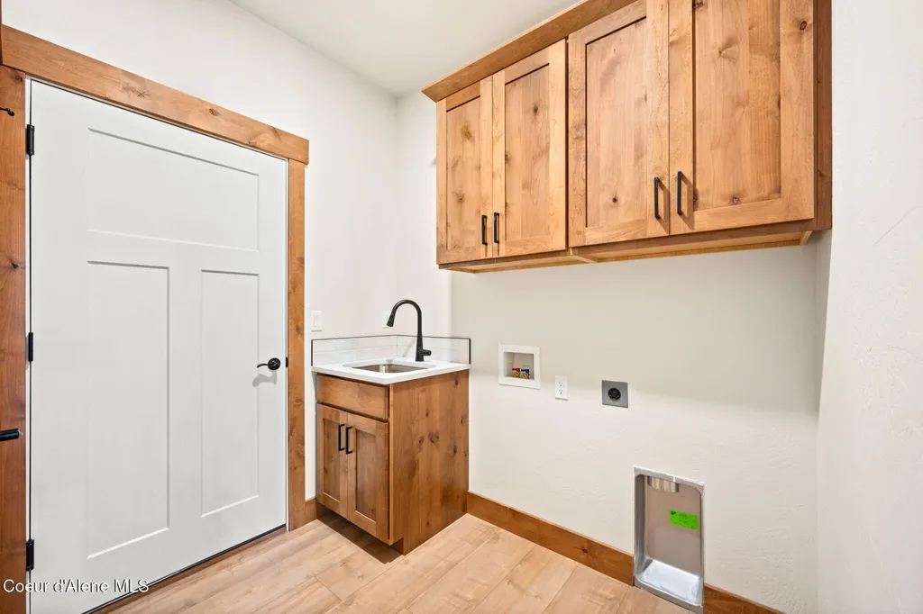98 Carbonate Lane Oldtown ID 83822