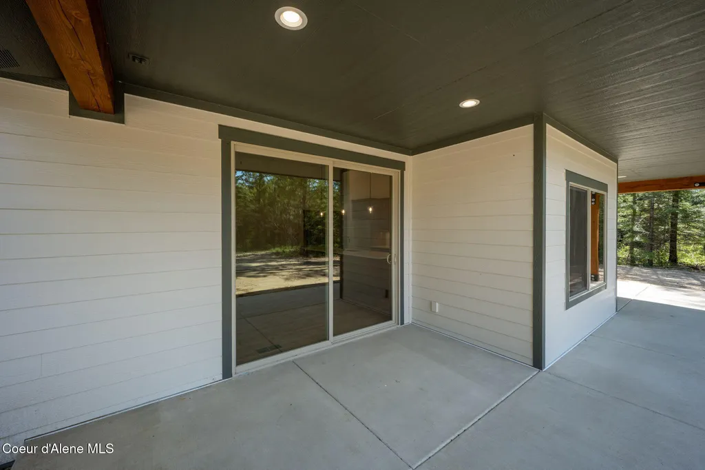 98 Carbonate Lane Oldtown ID 83822