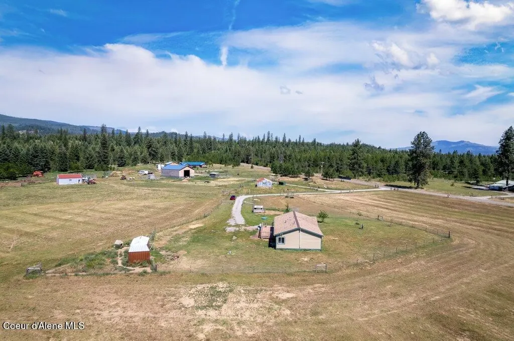 51 Bowers Trail Spirit Lake ID 83869
