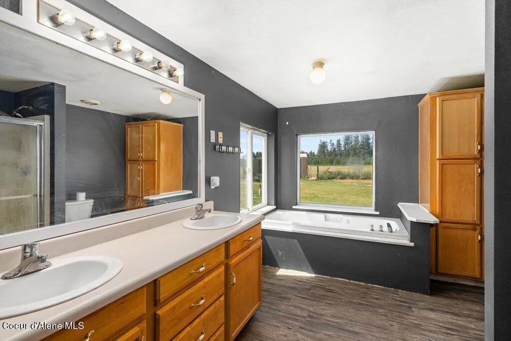 51 Bowers Trail Spirit Lake ID 83869