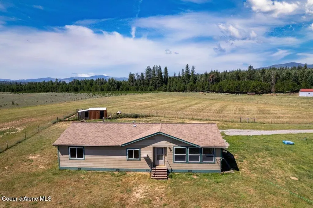 51 Bowers Trail Spirit Lake ID 83869