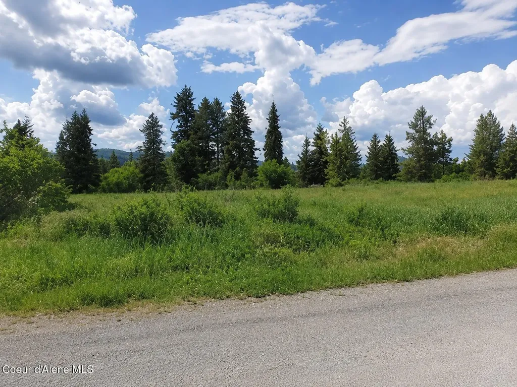 32751 N 4th Avenue Spirit Lake ID 83869