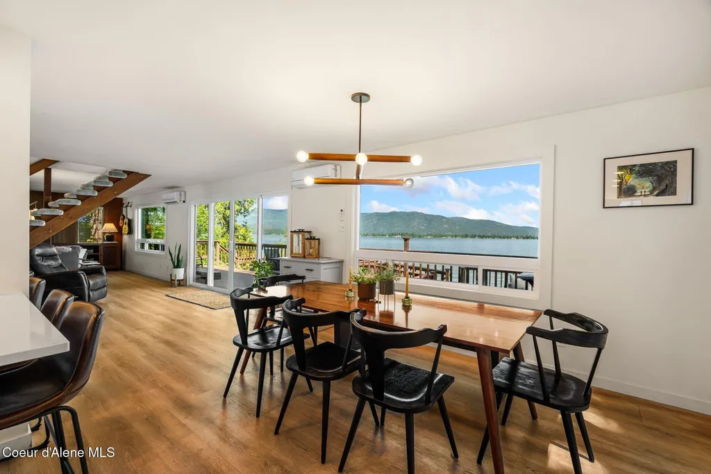 169 Lakeshore Drive Sagle ID 83860