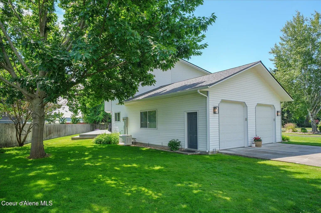 7520 N Mount Carrol Street Dalton Gardens ID 83815