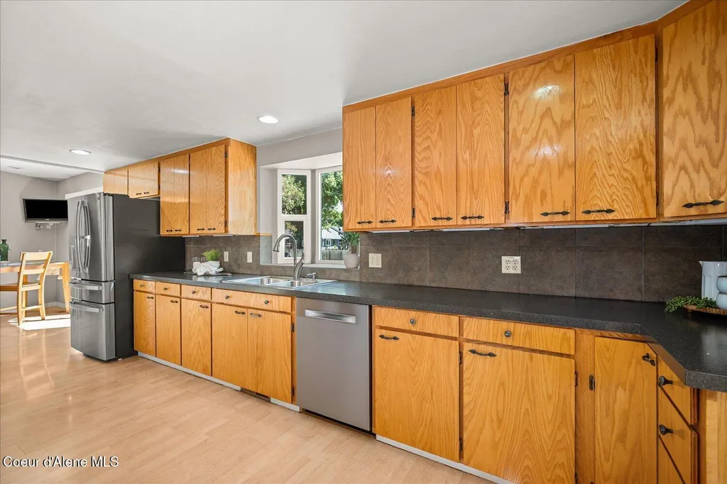 7520 N Mount Carrol Street Dalton Gardens ID 83815