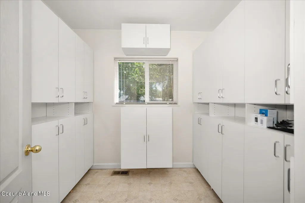 7520 N Mount Carrol Street Dalton Gardens ID 83815