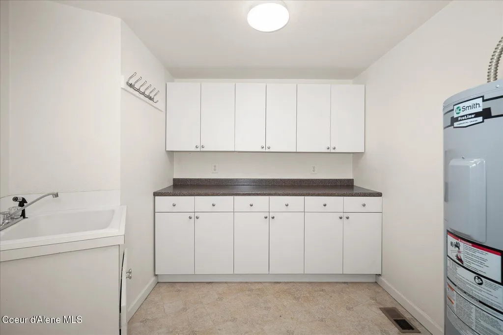 7520 N Mount Carrol Street Dalton Gardens ID 83815