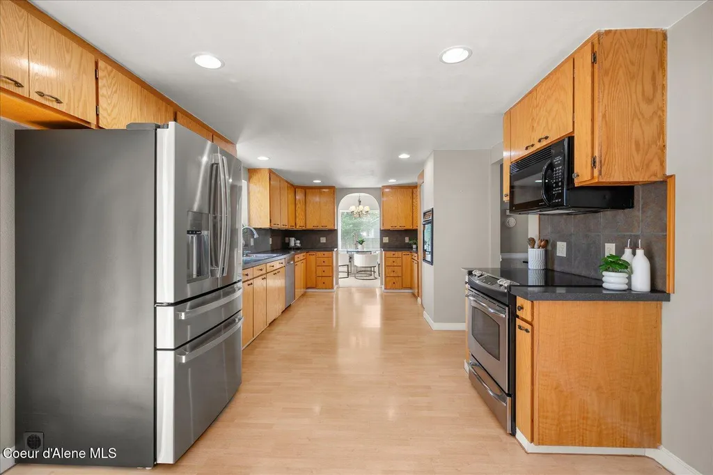 7520 N Mount Carrol Street Dalton Gardens ID 83815