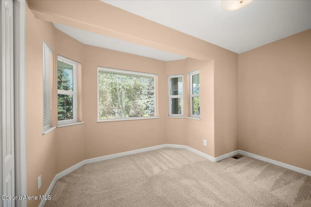 7520 N Mount Carrol Street Dalton Gardens ID 83815