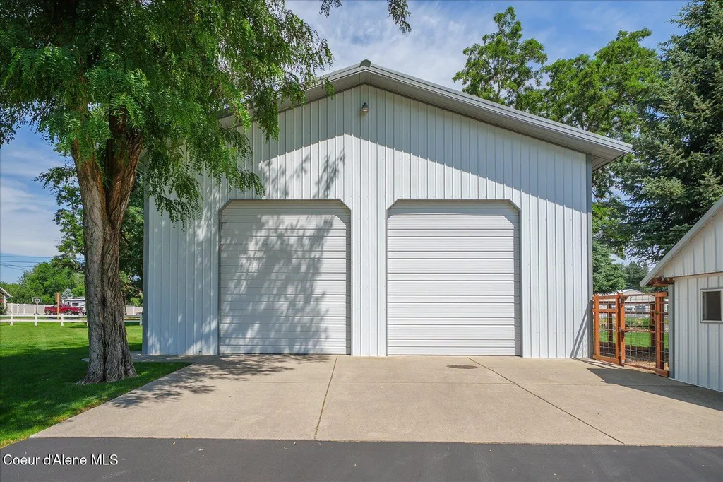 7520 N Mount Carrol Street Dalton Gardens ID 83815