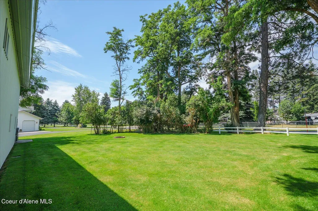 7520 N Mount Carrol Street Dalton Gardens ID 83815