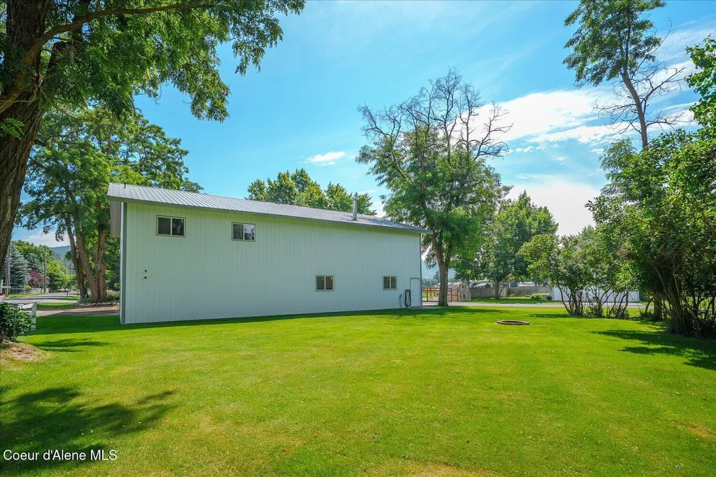 7520 N Mount Carrol Street Dalton Gardens ID 83815