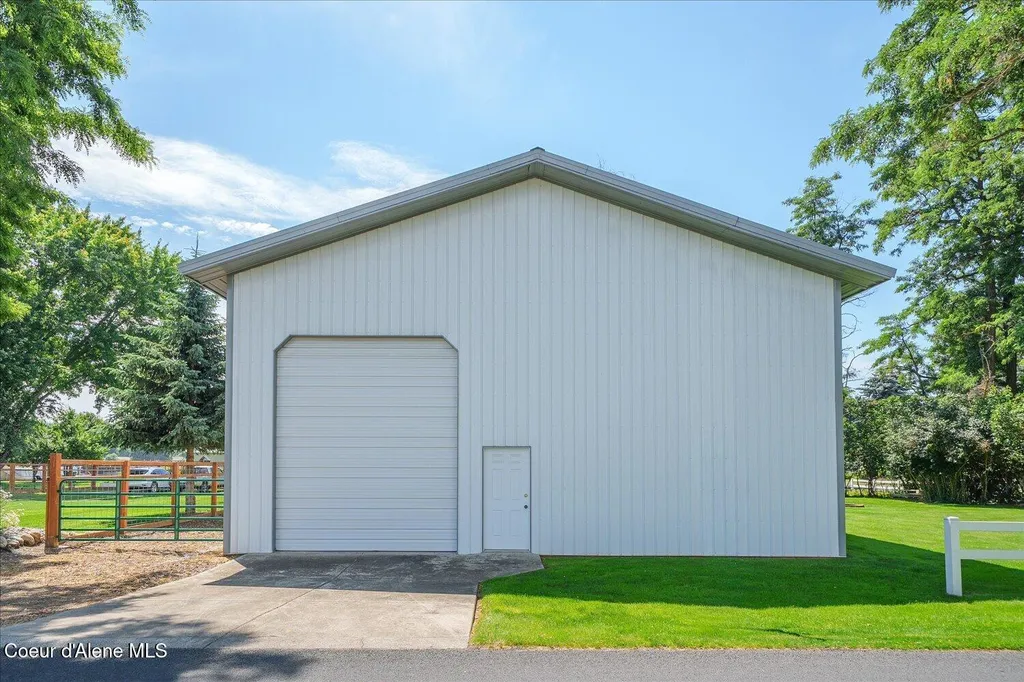 7520 N Mount Carrol Street Dalton Gardens ID 83815