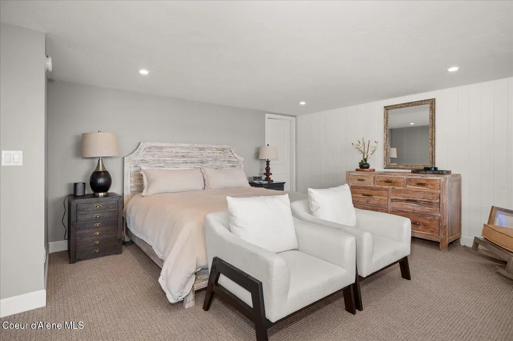 15109 S Pebble Beach Loop Harrison ID 83833