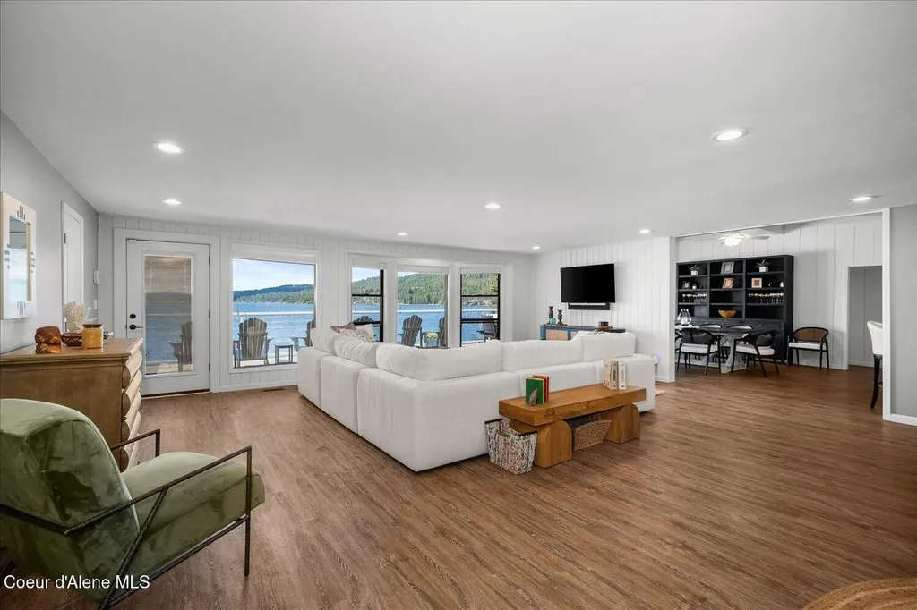 15109 S Pebble Beach Loop Harrison ID 83833