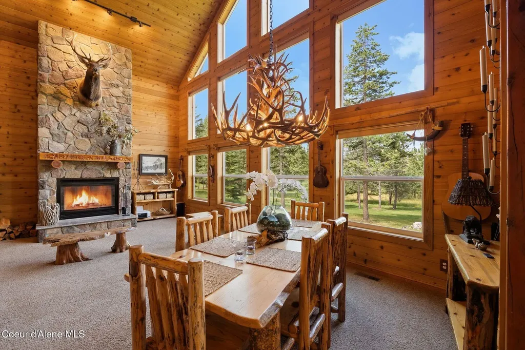 235 Kiebert Loop Hope ID 83836