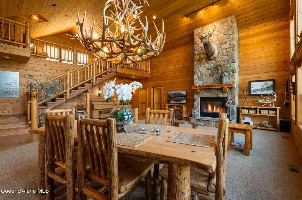 235 Kiebert Loop Hope ID 83836