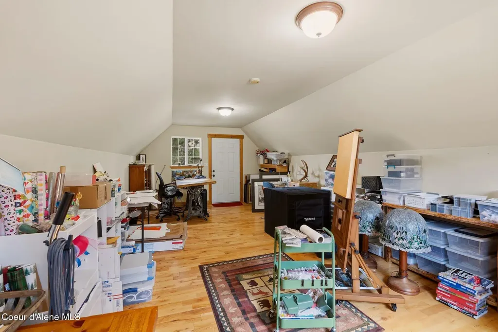 235 Kiebert Loop Hope ID 83836