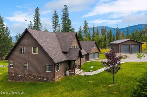 235 Kiebert Loop Hope ID 83836