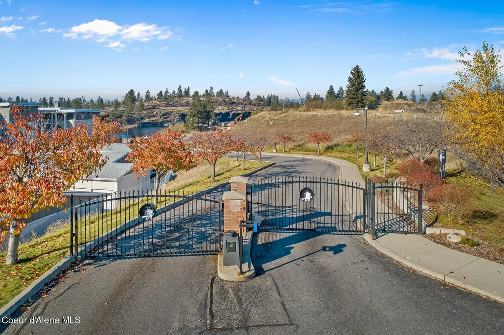 355 W Waterside Drive Post Falls ID 83854