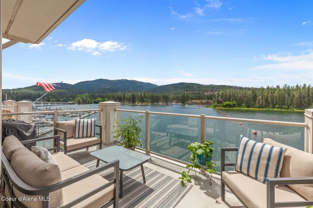 355 W Waterside Drive Post Falls ID 83854