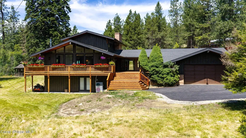 15565 Idaho 97 Harrison ID 83833