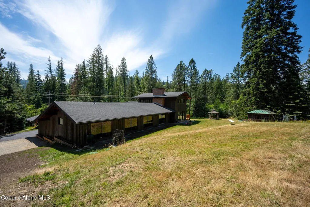 15565 Idaho 97 Harrison ID 83833
