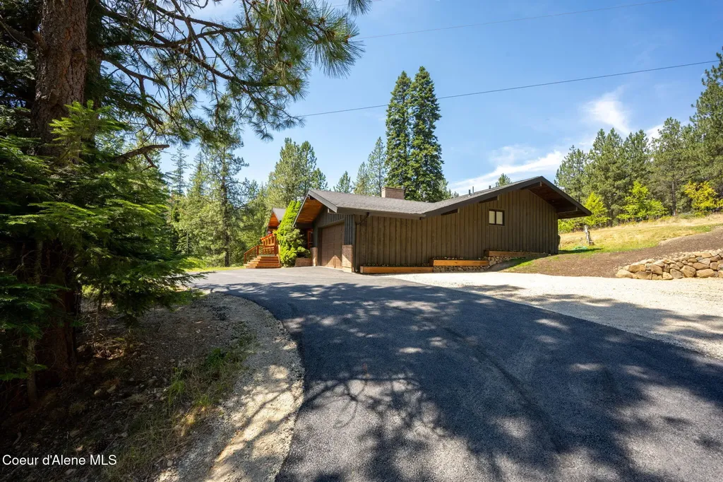 15565 Idaho 97 Harrison ID 83833