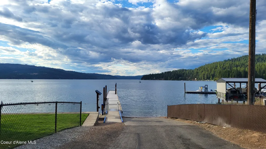 15565 Idaho 97 Harrison ID 83833