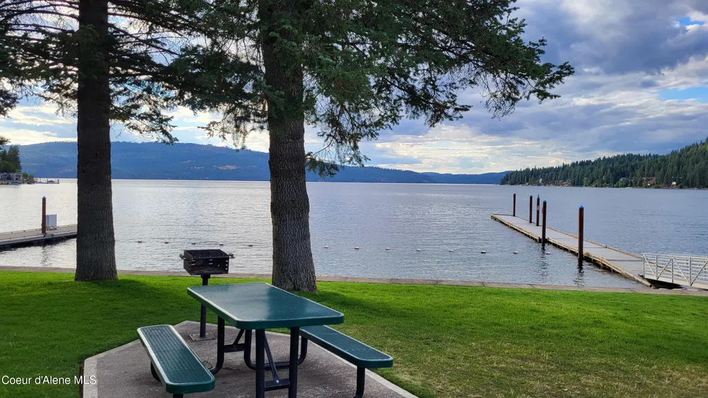 15565 Idaho 97 Harrison ID 83833