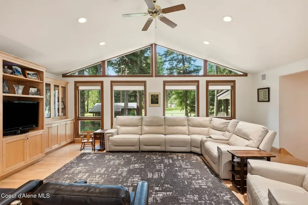 12049 N Brighton Court Hayden ID 83835